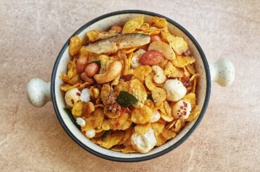 Corn Flakes Chiwda | indian trail mix | healthy snacks | chiwda | tea time snacks | snacks recipe