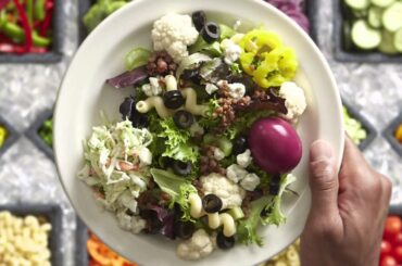 Need a fast & healthy lunch? Eat'n Park's Soup, Salad, & Fruit Bar!