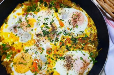 Easy Shakshuka Recipe | Healthy breakfast | Spicy War