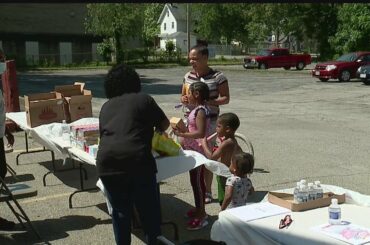 Community groups team up to prepare healthy meals for Youngstown kids