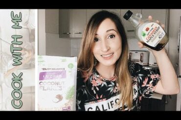 COOK WITH ME! 2-Ingredient HEALTHY Snack Recipe | Vegan AND Gluten + Dairy Free