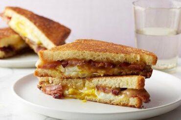 Healthy and Easy Sandwitch Recipe for Breakfast