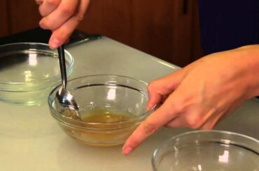 Exfoliating Your Face With Lemon Juice, Honey & Sugar : Healthy Food & Body Care Recipes