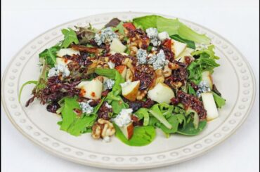 Apple, Walnuts & Blue Cheese Salad | Healthy Salad