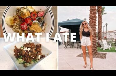 WHAT I EAT IN A DAY: healthy chit chat, morning oatmeal, healthy meals and more!