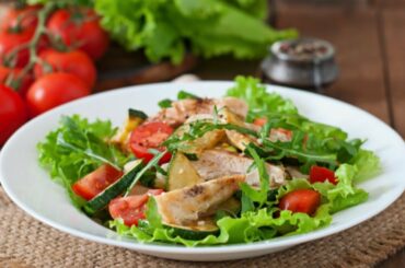Healthy Salad Recipe For Weight Loss by spoon of spices