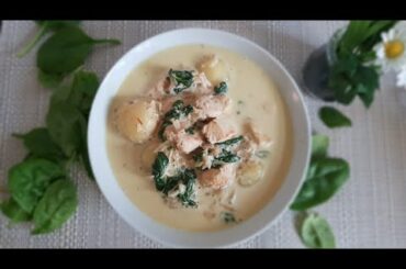 Creamy chicken with spinach and baby potatoes| Healthy and Easy Meal for lunch or Dinner by Rozi