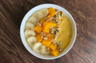 Mango Banana Smoothie | Healthy Smoothie Bowl Recipe | Breakfast Smoothie | Selu's Recipes
