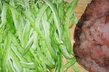 Awesome Cooking FRESH Bitter Gourd And Fish Ball Soup - Must-Eat Healthy Soup