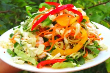 Fresh Vegetables Salad with Shrimp Recipe | Natural and Healthy Food