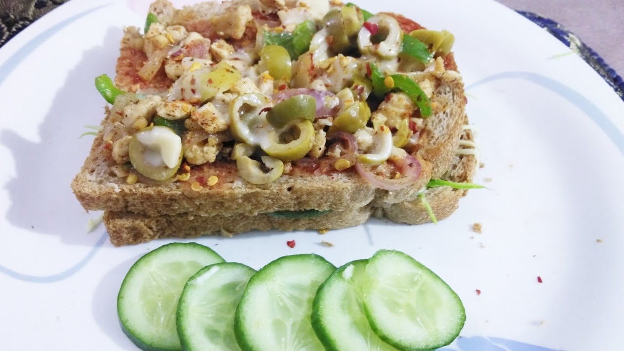 Bread pizza sandwich for weight loss with low calories/healthy pizza recipe in just 1 minute Bread pizza sandwich for weight loss with low calories/healthy pizza recipe in just 1 minute