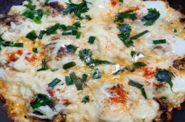 Perfect Breakfast Recipe for Cheese lovers | Cheesy Egg Recipe for breakfast - Hindi (English Sub)