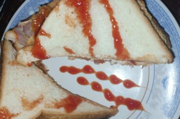 anda bread sandwich/egg bread sandwich/easy breakfast by pari Jamil ideas