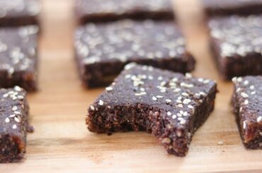 Healthy Date Bars Recipe