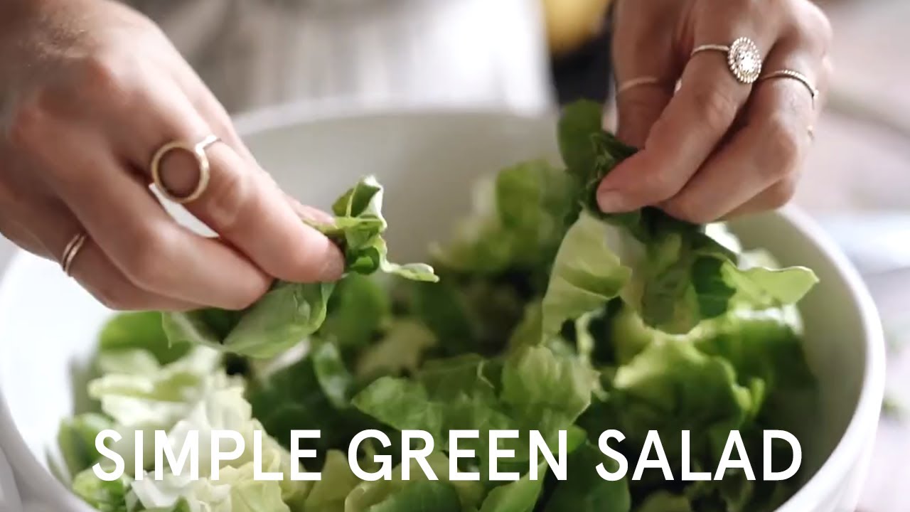 How to Make A Simple Green Salad | Nutrition Stripped How to Make A Simple Green Salad | Nutrition Stripped