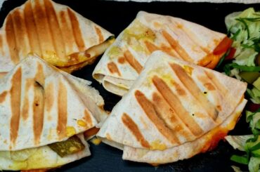 healthy tortilla chicken sandwiches|UK Asian cooking with Noreen|Tortilla sandwiches