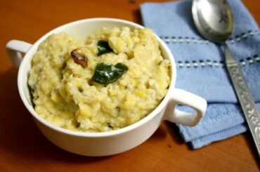 OATS Pongal || Simple Healthy Breakfast Recipe