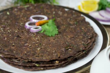 Ragi Rotti Recipe - Healthy Weight Loss Recipe - Nachni Roti - Finger Millet Roti - Ragi Flatbread