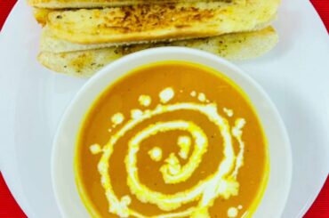 Pumpkin Carrot Soup with Butter Garlic Bread Sticks | Quick Dinner Recipe | Healthy Soup recipe
