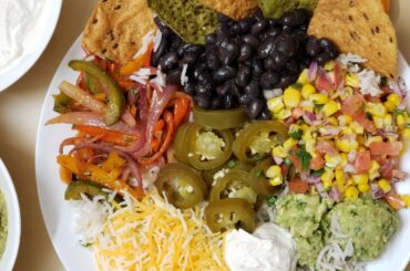 Chipotle Style Burrito Bowl - Healthy Lunch Ideas - Vegetarian Recipe - Pooja's Kitchen