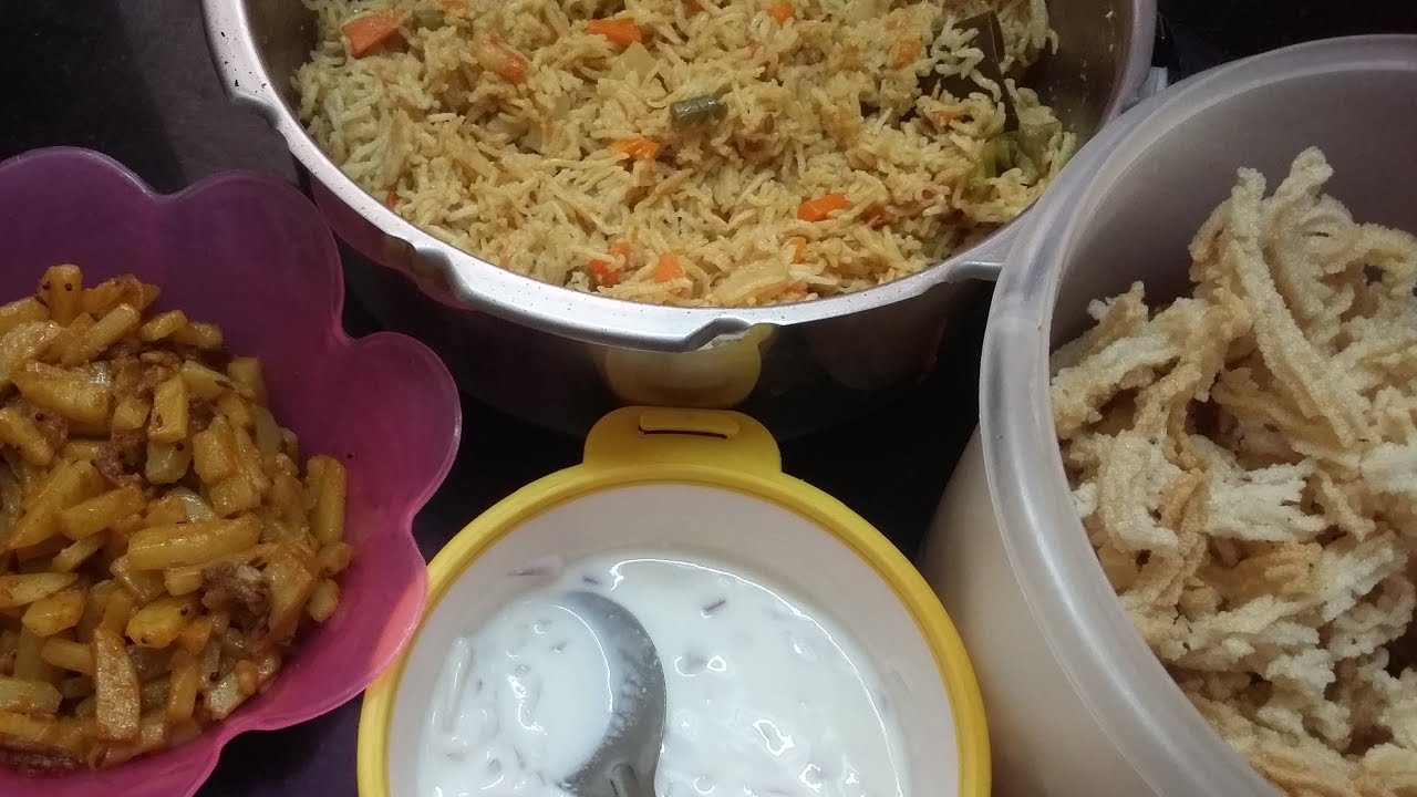 Lunch Box recipes in tamil/Mini meal/Veg Puloa, Potato Fry, Onion Raita, Rice Vadam/eng description Lunch Box recipes in tamil/Mini meal/Veg Puloa, Potato Fry, Onion Raita, Rice Vadam/eng description