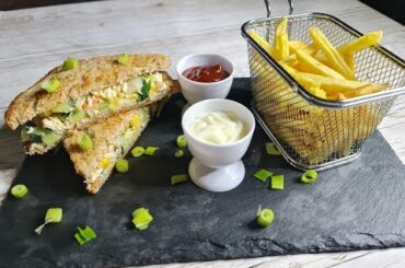 Classic Chicken Sandwich Recipe | Easy & Quick Sandwich ready in less then 2 min (Ramadan Special)