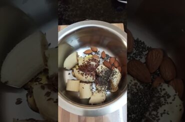 healthy breakfast recipe | instant breakfast recipes|smoothie| healthy ideas| healthy drink #shorts