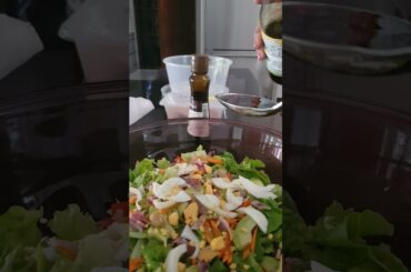 Easy and healthy quinoa salad recipe very fast to make#quinoa salad#shorts