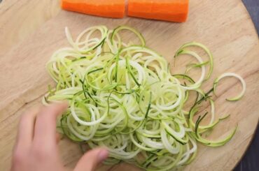 Spiralized Carrot & Beet Salad Recipe + Turkey with Zucchini Noodles Healthy Recipes