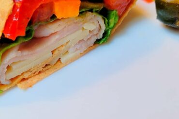 Easy Sandwich wrap with healthy veggies | turkeywrap tortilla | fresh ingredients