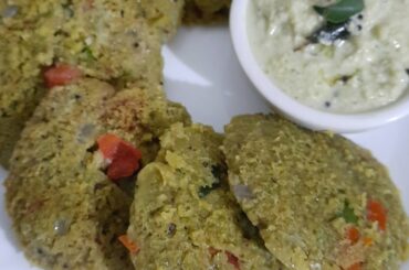 Healthy Breakfast Recipe With Low Calories for Weight loosers|Green MoongDal Veg Idli #Shorts #