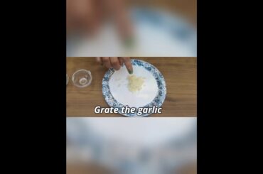 Domino's style Cheese Garlic Bread | 5 minute recipe | Healthy Cravings