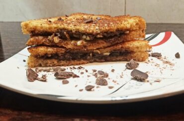 Chocolate Sandwich|Quick evening snacks recipe|chocolate recipes at home|tasty and quick recipes
