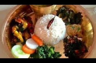 Delicious Healthy Lunch |Dal |Bhat |Saag |Karela |Achar