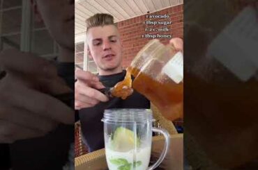 KOURTNEY KARDASHIAN AVOCADO PUDDING #kourtneykardashian #mukbang #avocadopudding #healthyrecipes