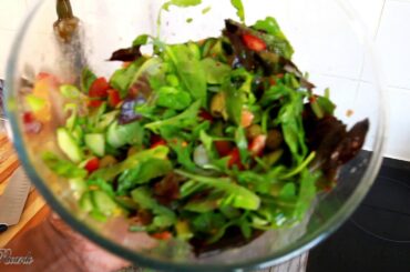 Weekend healthy salad recipe   Chef Ricardo Juice Bar!!