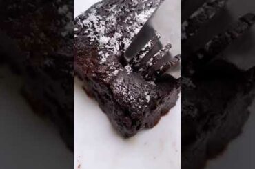 Healthy diet plan for weight loss |chocolate recipes for weight loss |healthy chocolate cake #shorts