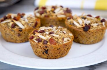 HOW TO MAKE BANANA OAT MUFFINS - HEALTHY & PERFECT FOR WEIGHT-LOSS - ZEELICIOUS FOODS