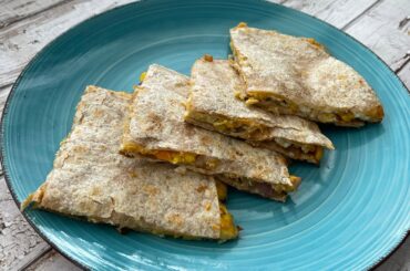 Corn Quesadilla Recipe| Healthy Breakfast Made With Eggs