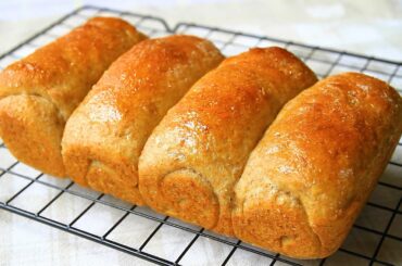 5 Minute dough! This is the easiest and healthiest banana bread recipe! No sugar No milk & eggless