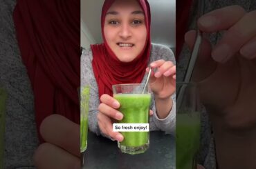 GREEN SMOOTHIE RECIPE FOR HEALTHY & WEIGHT LOSS | Easy & Healthy Breakfast Ideas!