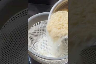 Atta Noodles Recipe|| Egg Noodles Recipe|| Healthy Breakfast Recipe||Noodles||Tumpa Ki Rasoi#shorts