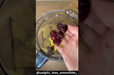 Make Healthy Smoothies For Weight Loss At Home | Detox Drink |  Smoothie Recipes #Shorts