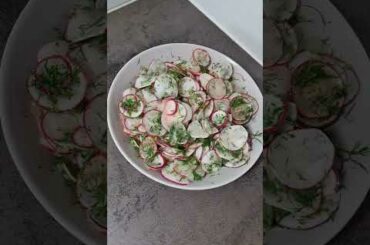 Red Radish Salad Recipe || Lal Mooli Ka Salad Recipe || Healthy Salad ||#ytshortvideo #shorts