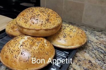 THE MOST DELICIOUS HOMEMADE BREAD