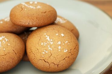 Healthy Almond Cookies | Healthy Recipes | 2-Ingredient Almond Butter Cookies