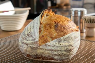 Easy Homemade Sourdough Bread | A Basic No Knead Recipe That Gives Amazing Results Every Time