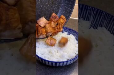 VIRAL Healthy SALMON BOWL Recipe #MustWatch #SpicySalmon #shorts