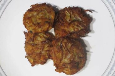 Onion Chickpea Flour Fritters / Dinner Recipes / Veg Recipes / Onion Recipes / Chickpea Recipes 972