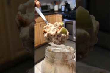 Easy Healthy Apple Pie Overnight Oats